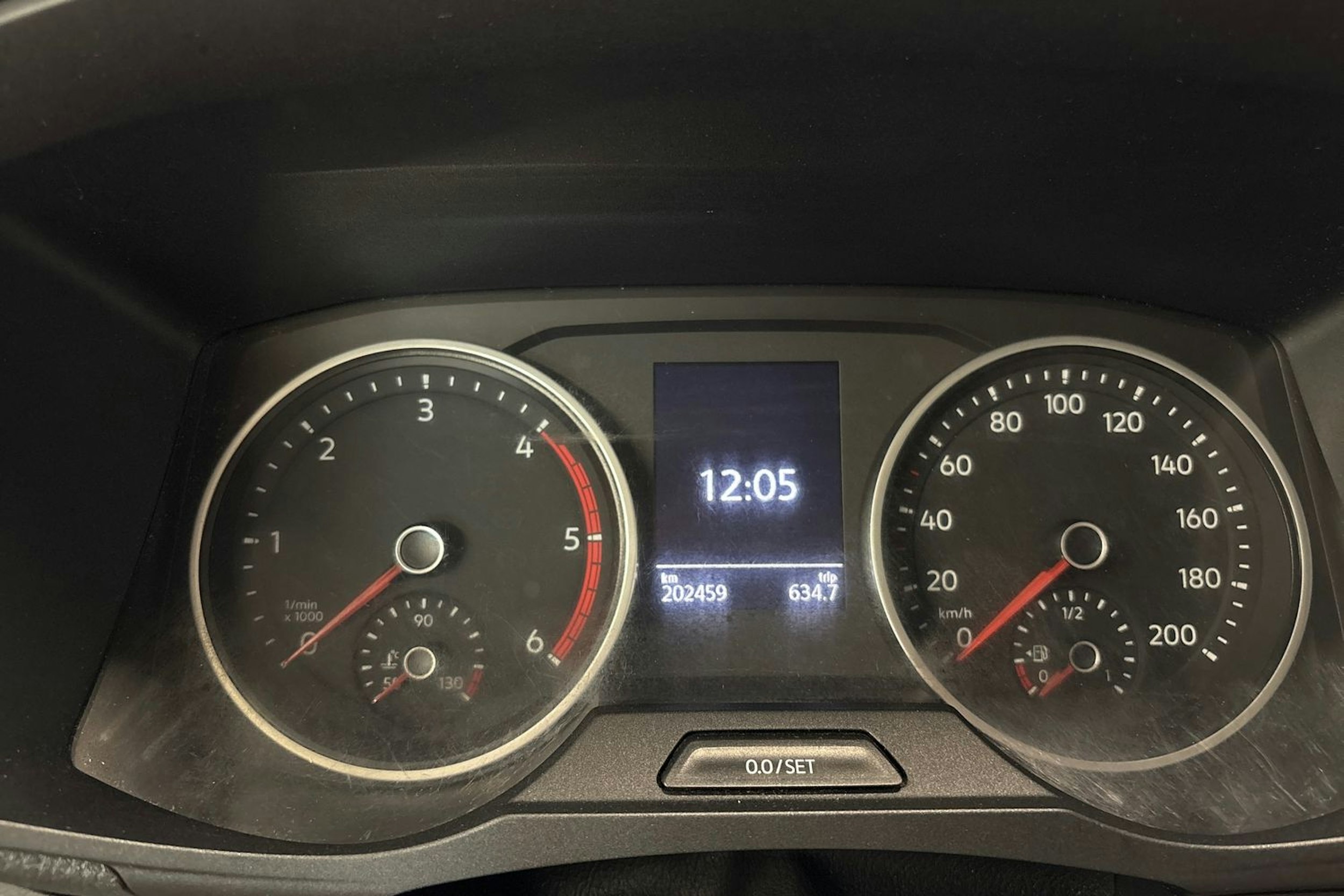 valkoinen Volkswagen Crafter 2019 kuva 16.