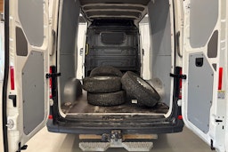 valkoinen Volkswagen Crafter 2019 kuva 24.