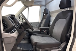 valkoinen Volkswagen Crafter 2019 kuva 7.