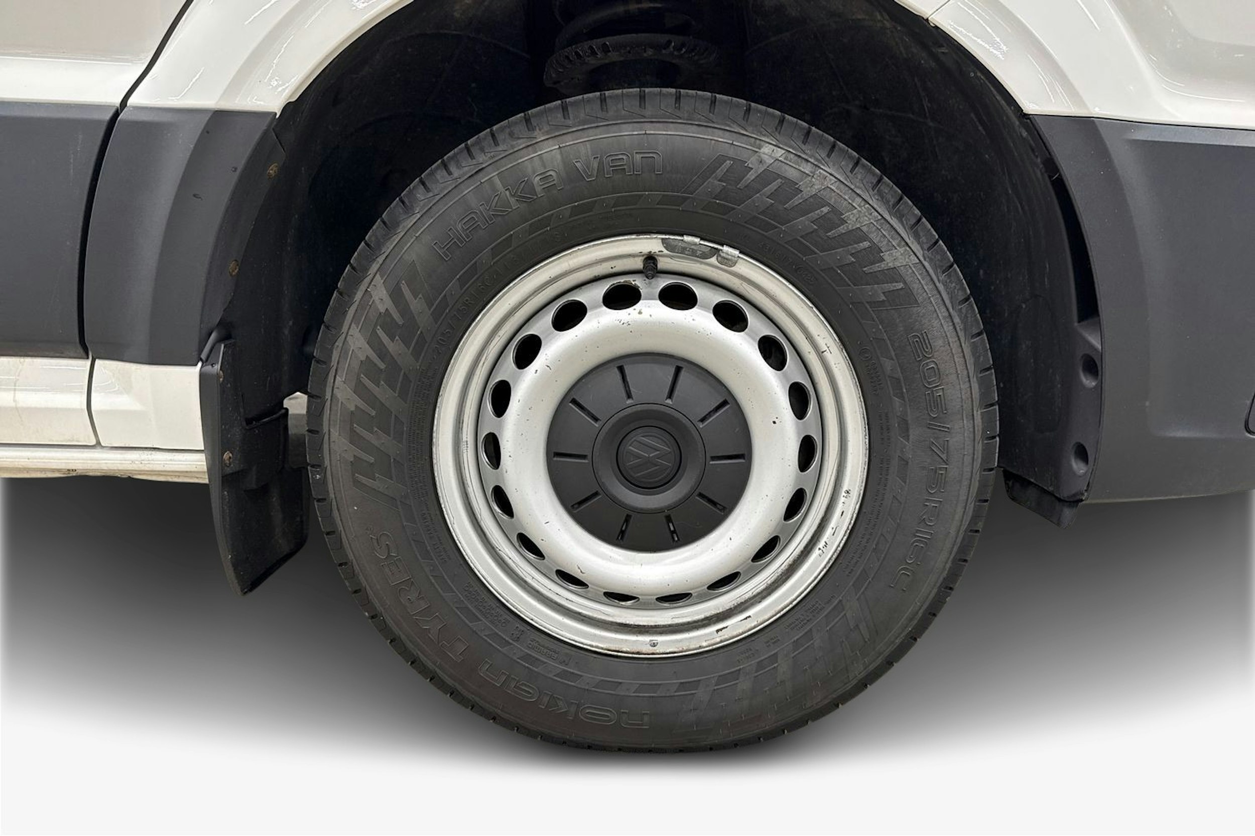valkoinen Volkswagen Crafter 2019 kuva 11.