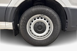 valkoinen Volkswagen Crafter 2019 kuva 11.