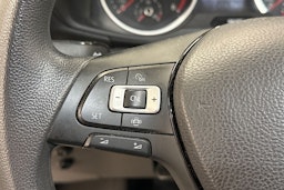 valkoinen Volkswagen Crafter 2019 kuva 15.