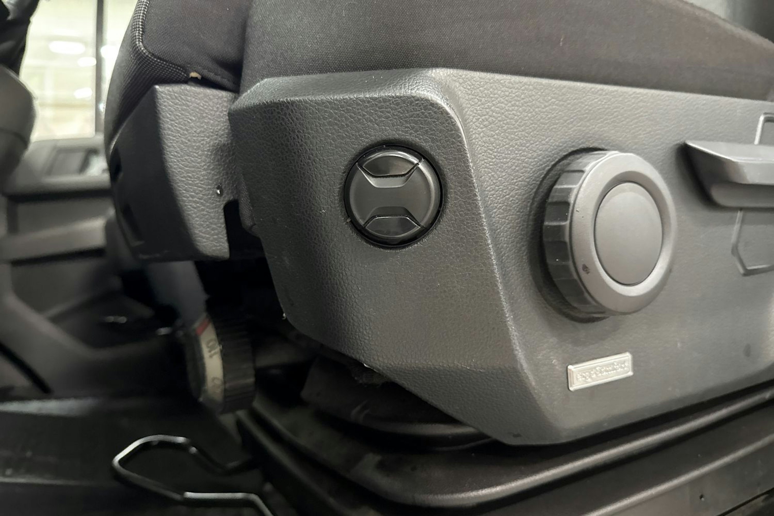 valkoinen Volkswagen Crafter 2019 kuva 23.
