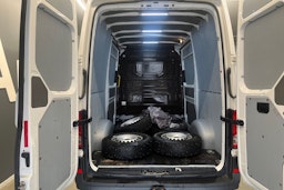 valkoinen Volkswagen Crafter 2019 kuva 11.