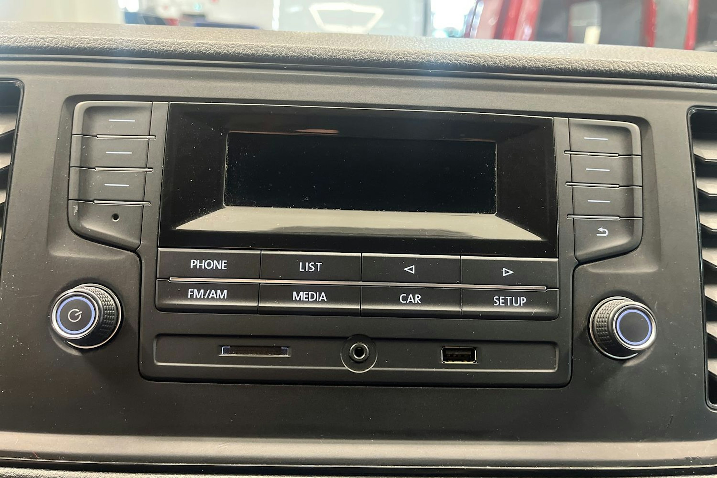 valkoinen Volkswagen Crafter 2019 kuva 17.