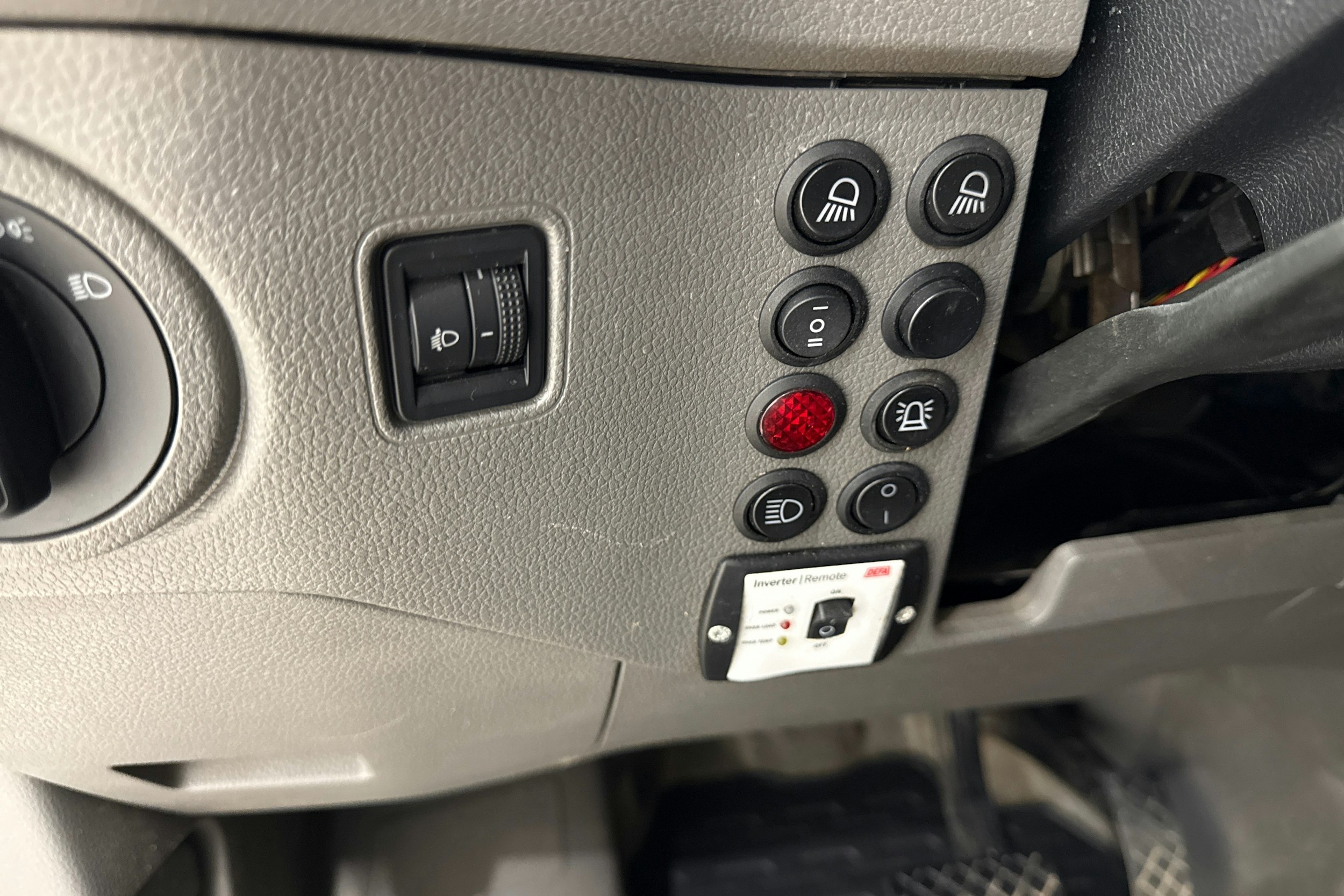Valkoinen Volkswagen CRAFTER 2019 kuva 23.