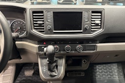 Valkoinen Volkswagen CRAFTER 2019 kuva 25.
