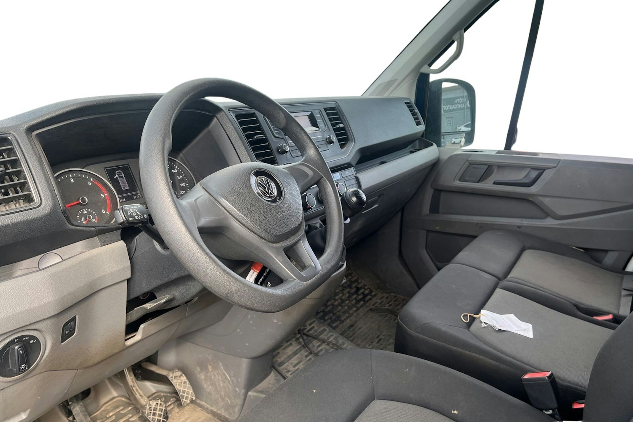 Sininen Volkswagen Crafter 2019 kuva 3.