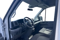 valkoinen Volkswagen Crafter 2019 kuva 3.
