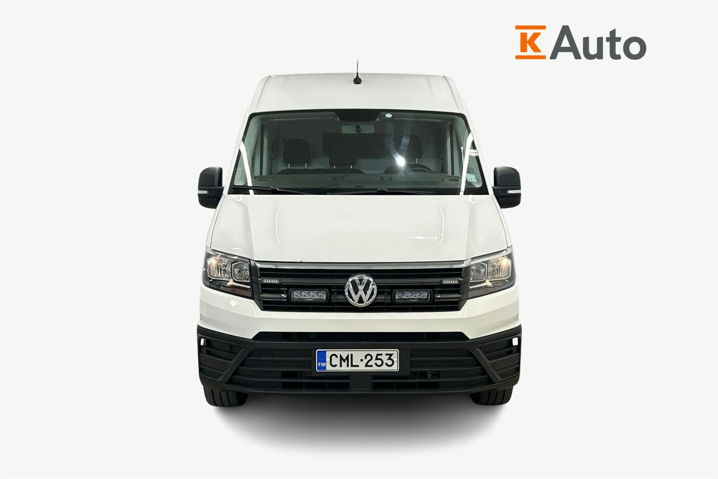 valkoinen Volkswagen Crafter 2019 kuva 4.
