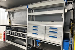valkoinen Volkswagen Crafter 2019 kuva 22.