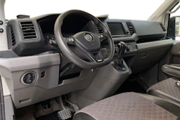 valkoinen Volkswagen Crafter 2019 kuva 3.