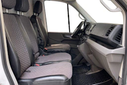 valkoinen Volkswagen Crafter 2019 kuva 11.
