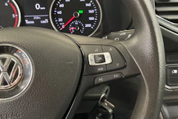 valkoinen Volkswagen Crafter 2019 kuva 23.