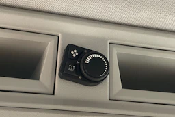 valkoinen Volkswagen Crafter 2019 kuva 27.