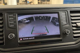 valkoinen Volkswagen Crafter 2019 kuva 29.