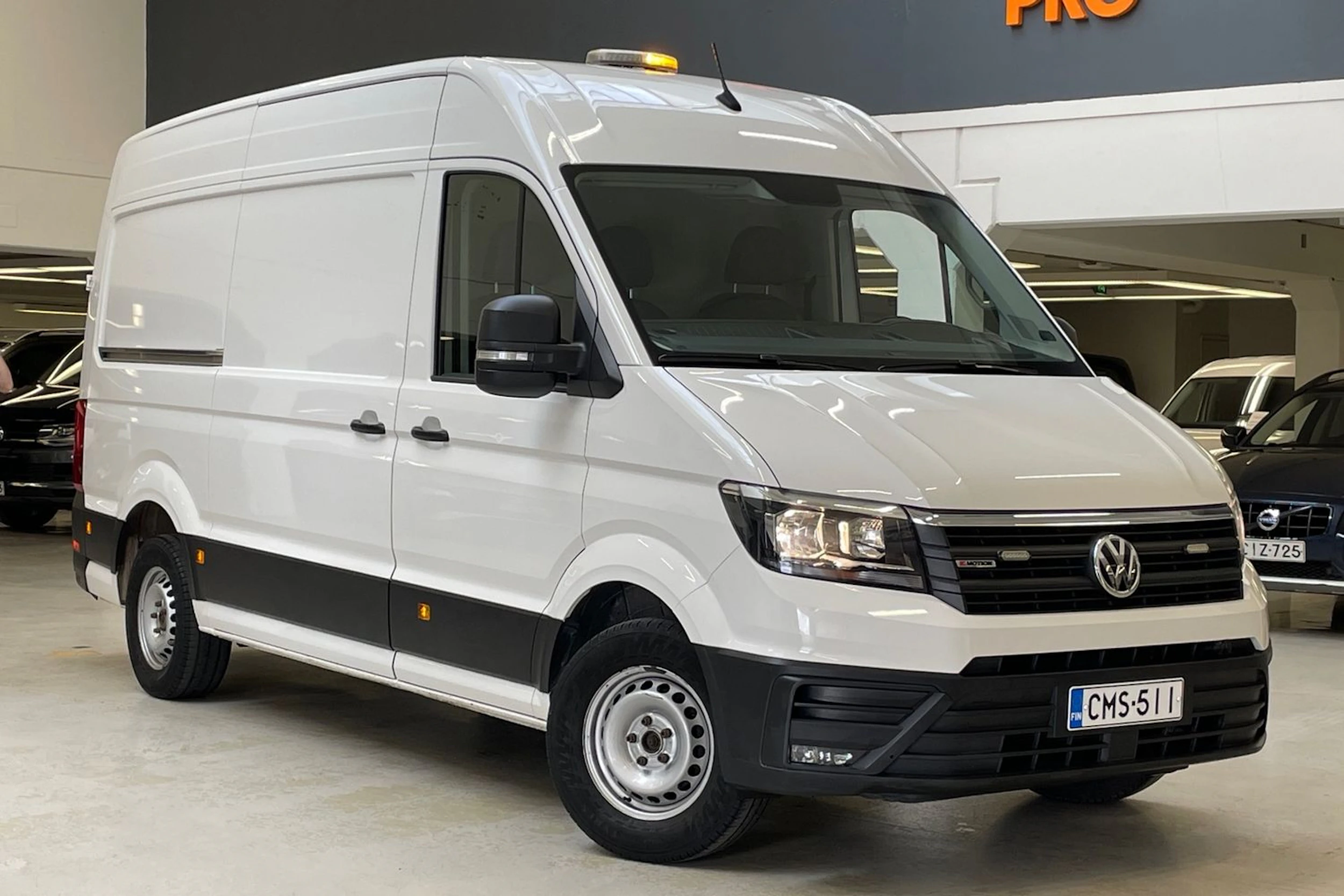 valkoinen Volkswagen Crafter 2019 kuva 31.