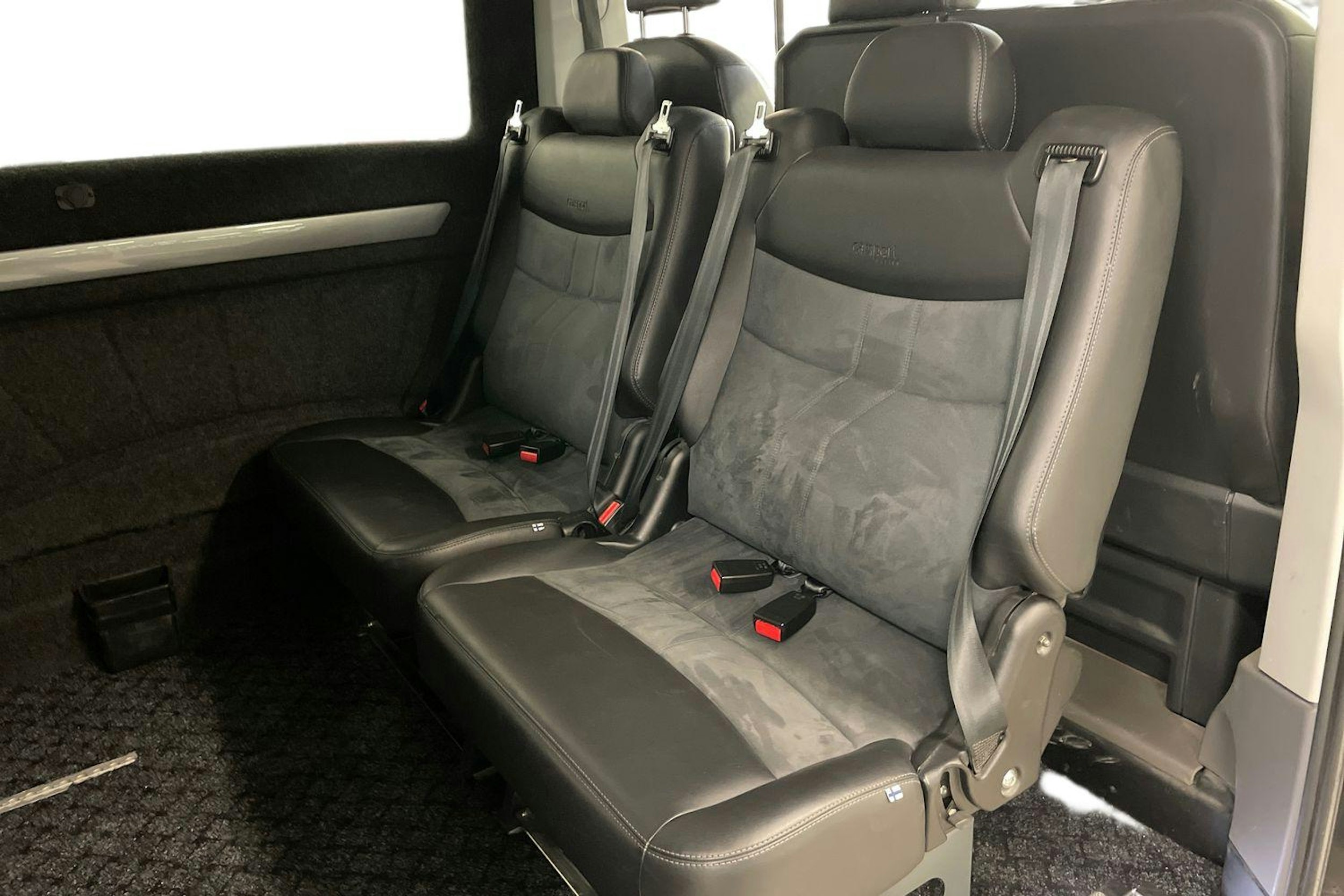 Musta Volkswagen CRAFTER 2019 kuva 8.