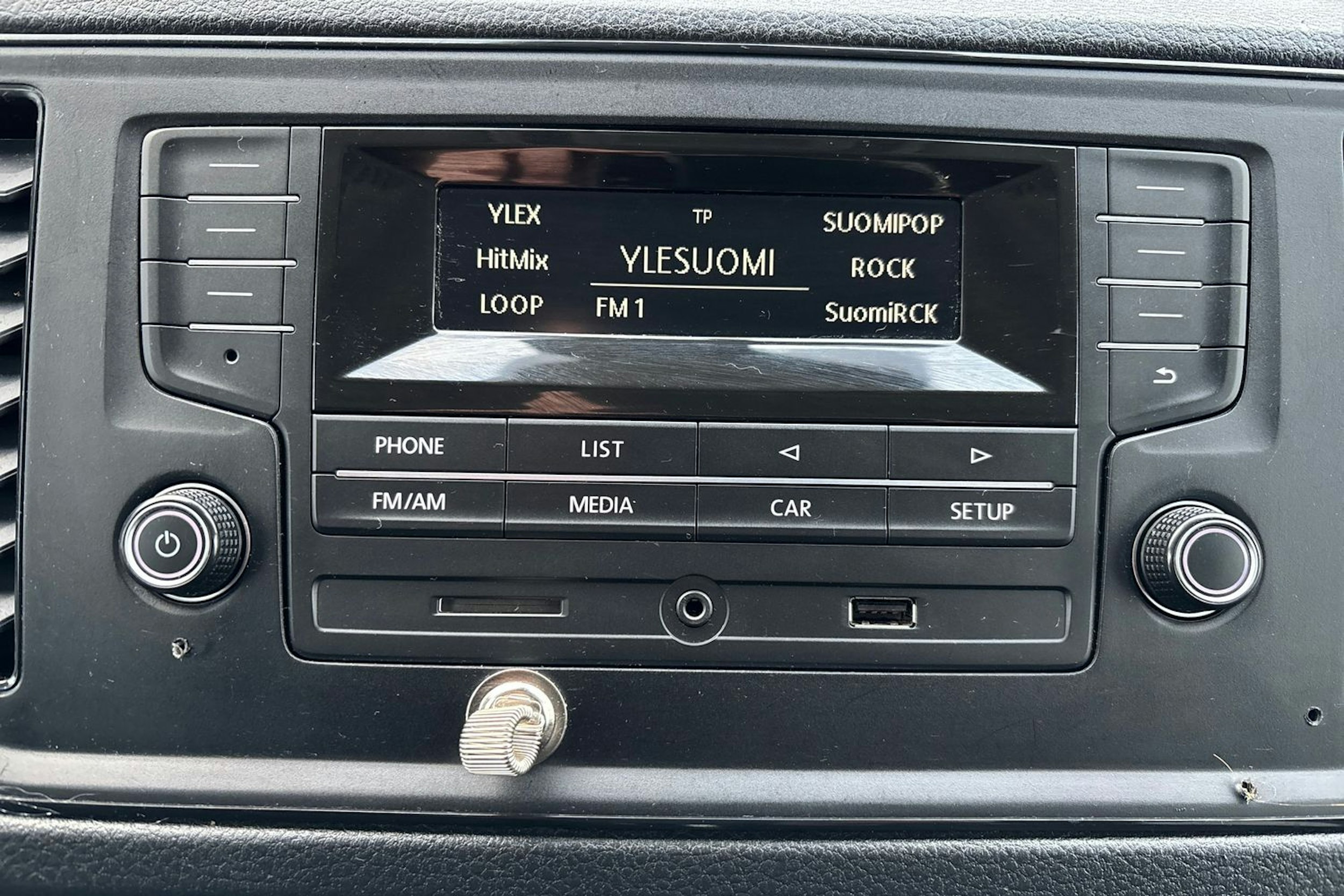 Musta Volkswagen CRAFTER 2019 kuva 22.