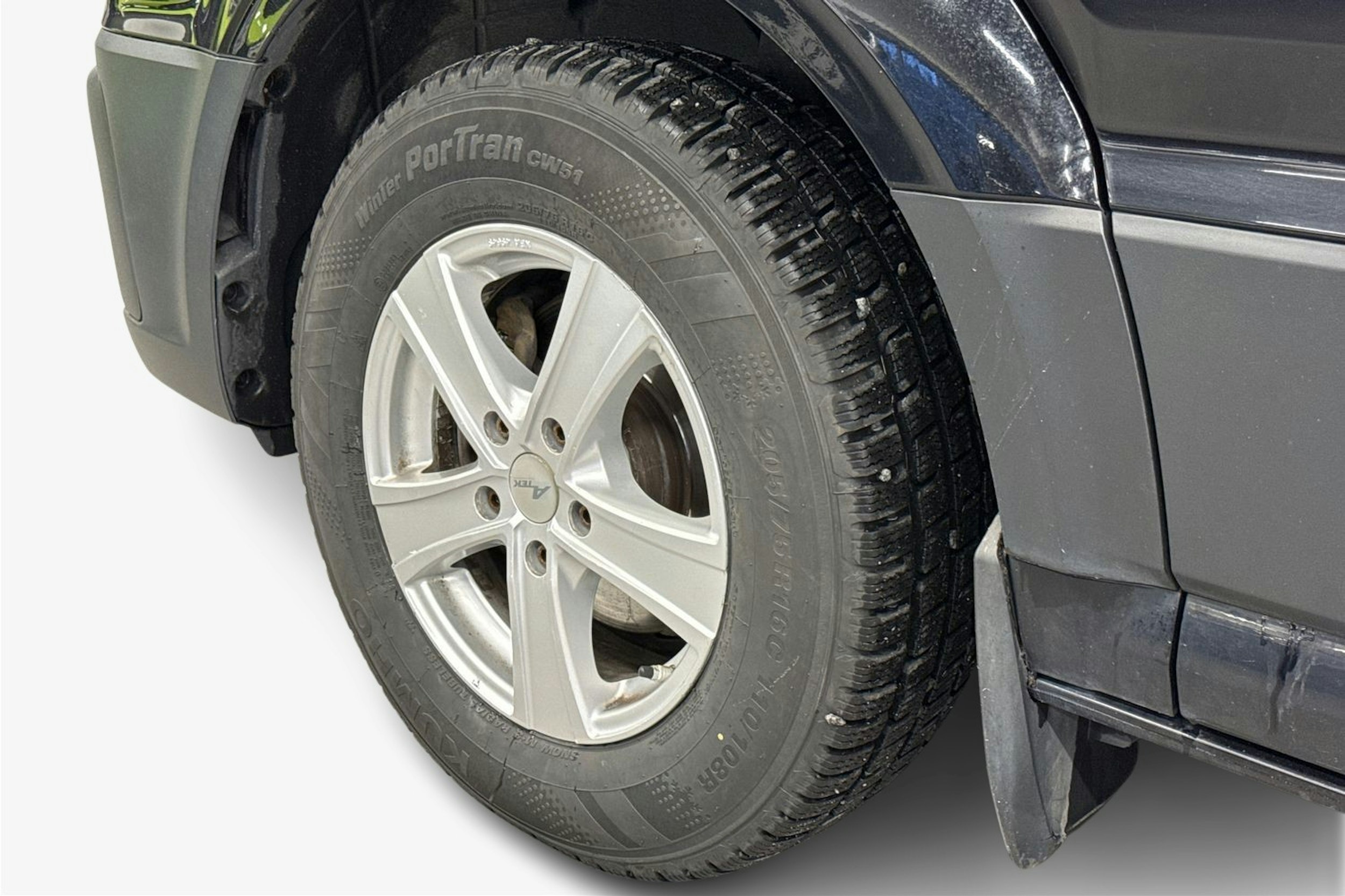 Musta Volkswagen CRAFTER 2019 kuva 12.