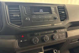 valkoinen Volkswagen Crafter 2019 kuva 12.