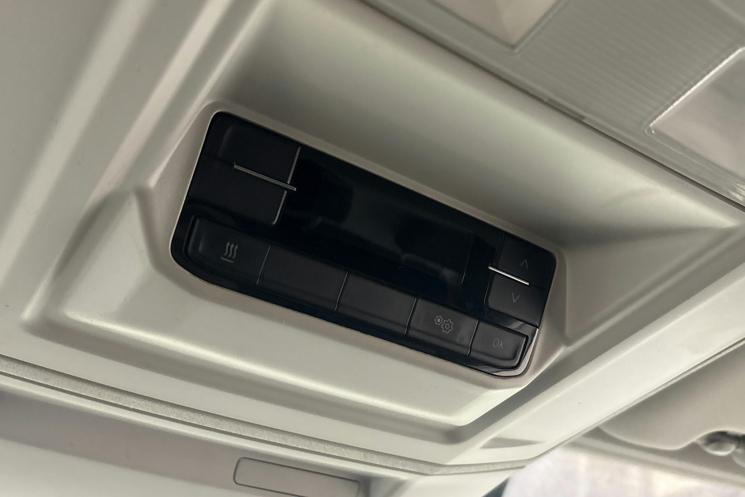 valkoinen Volkswagen Crafter 2019 kuva 14.