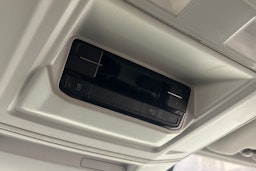 valkoinen Volkswagen Crafter 2019 kuva 14.