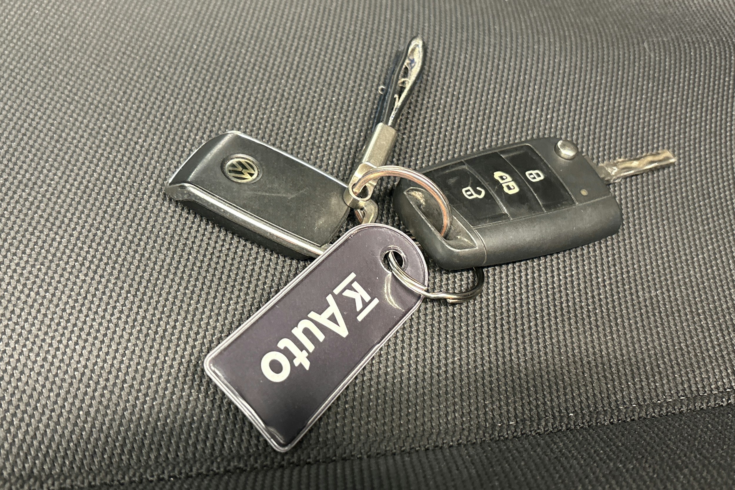 valkoinen Volkswagen Crafter 2019 kuva 22.