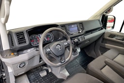 musta Volkswagen Crafter 2019 kuva 9.