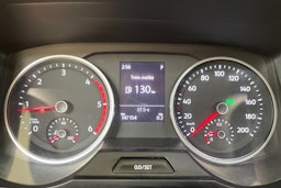 musta Volkswagen Crafter 2019 kuva 18.