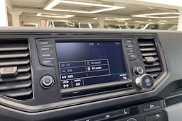 musta Volkswagen Crafter 2019 kuva 24.