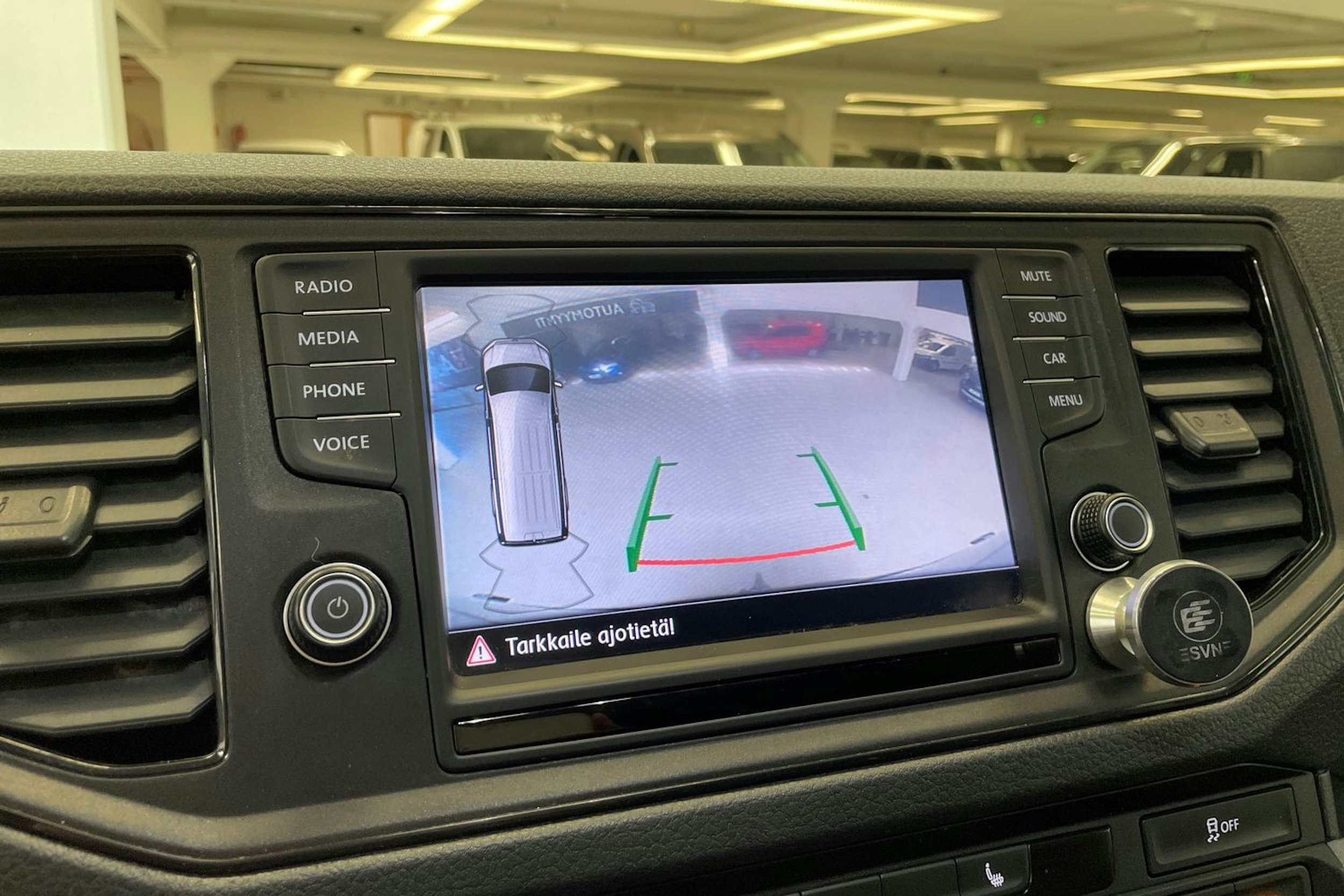 musta Volkswagen Crafter 2019 kuva 26.