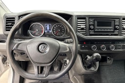 valkoinen Volkswagen Crafter 2020 kuva 9.