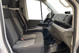valkoinen Volkswagen Crafter 2019 kuva 11.