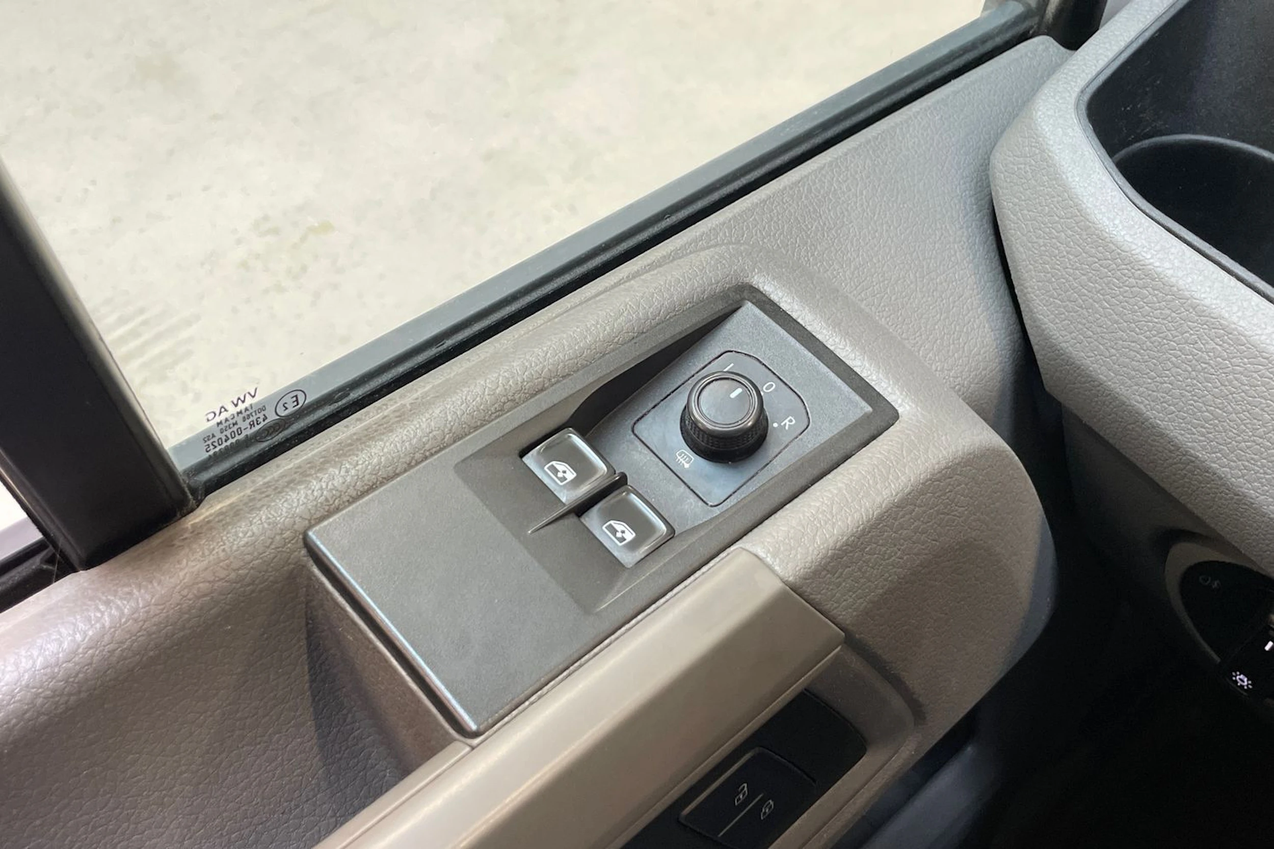 valkoinen Volkswagen Crafter 2019 kuva 26.