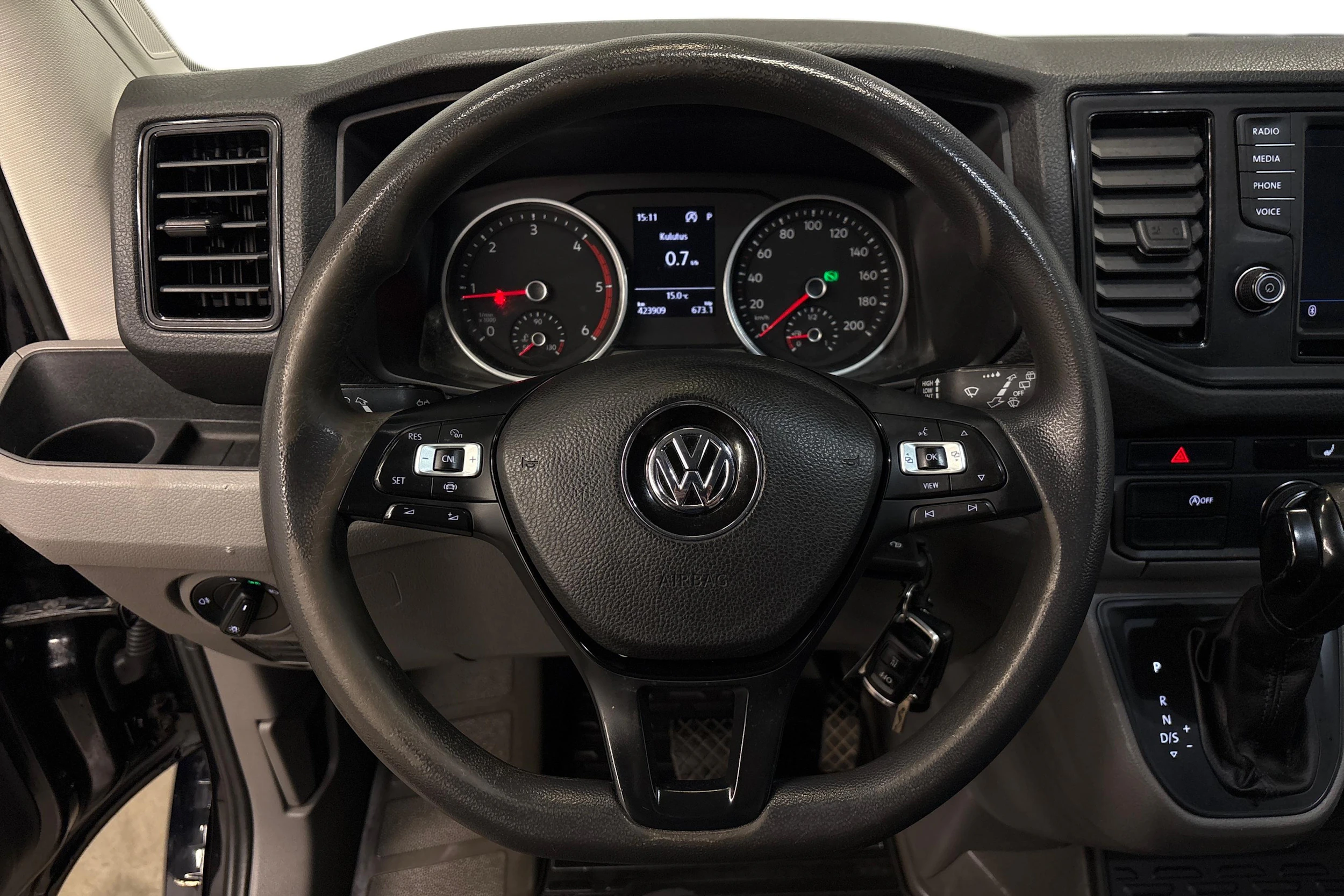 Musta Volkswagen CRAFTER 2019 kuva 9.