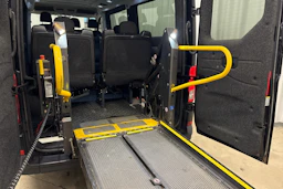 Musta Volkswagen CRAFTER 2019 kuva 18.