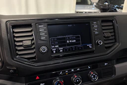 Musta Volkswagen CRAFTER 2019 kuva 23.