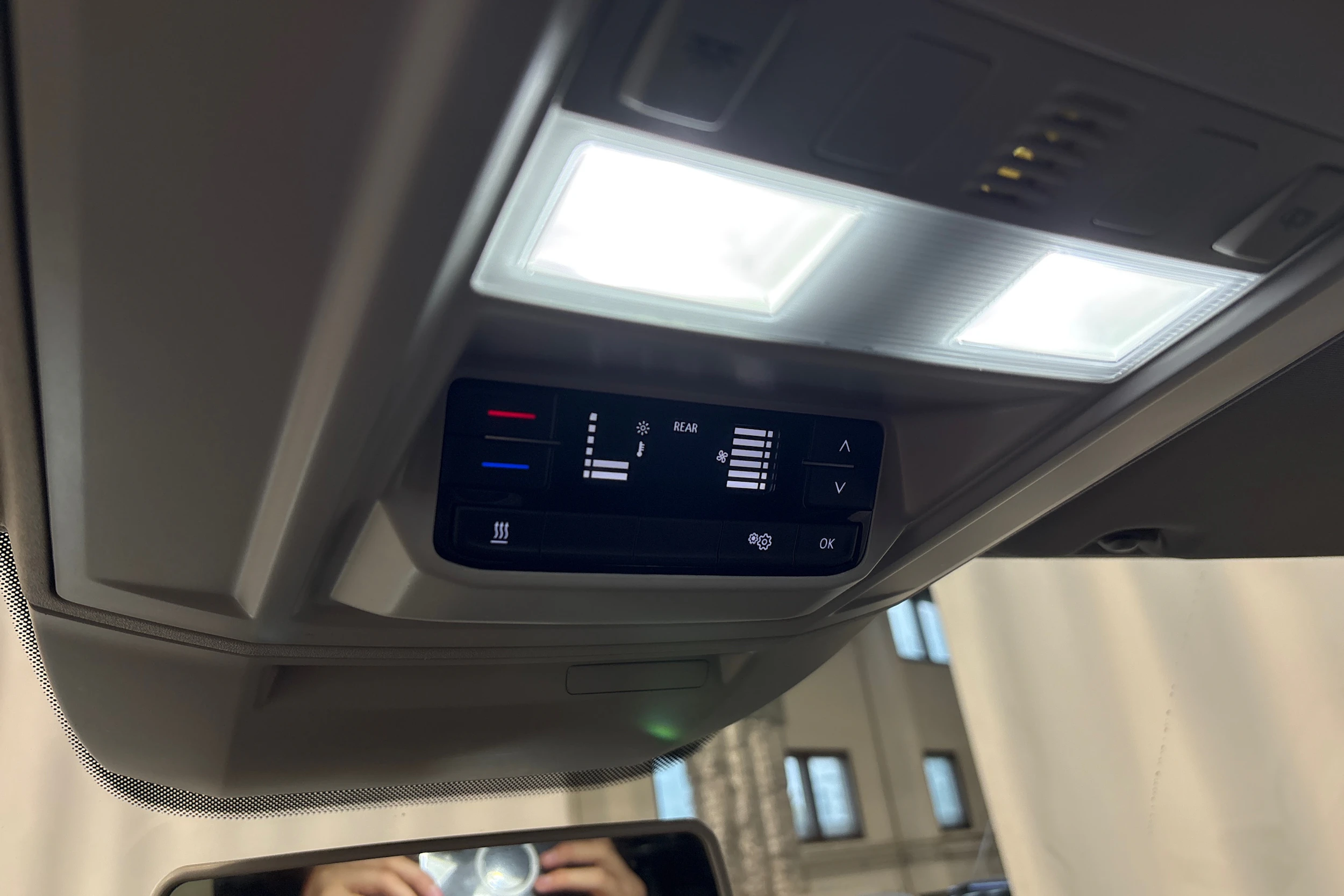 Musta Volkswagen CRAFTER 2019 kuva 27.