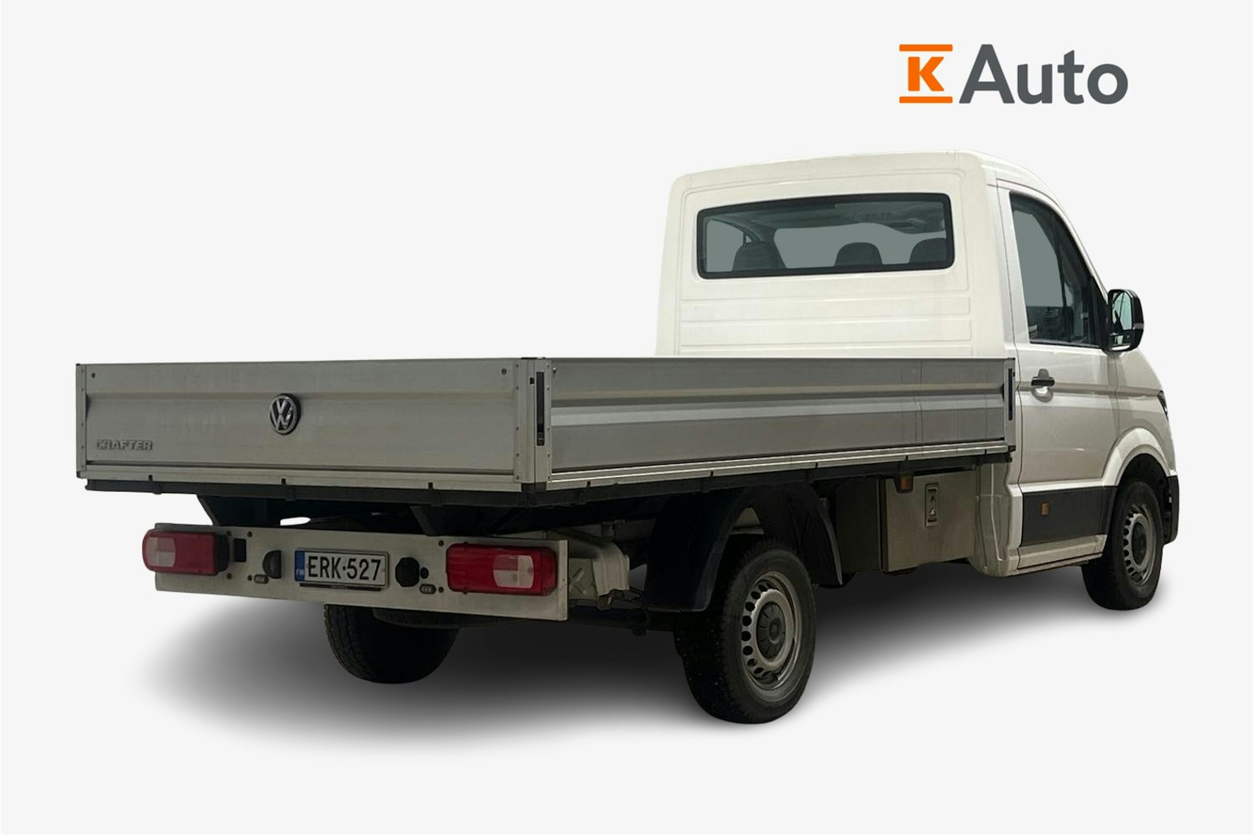 valkoinen Volkswagen Crafter 2019 kuva 2.