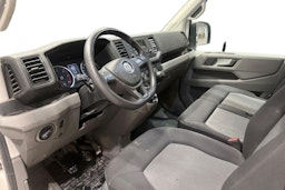 valkoinen Volkswagen Crafter 2019 kuva 3.