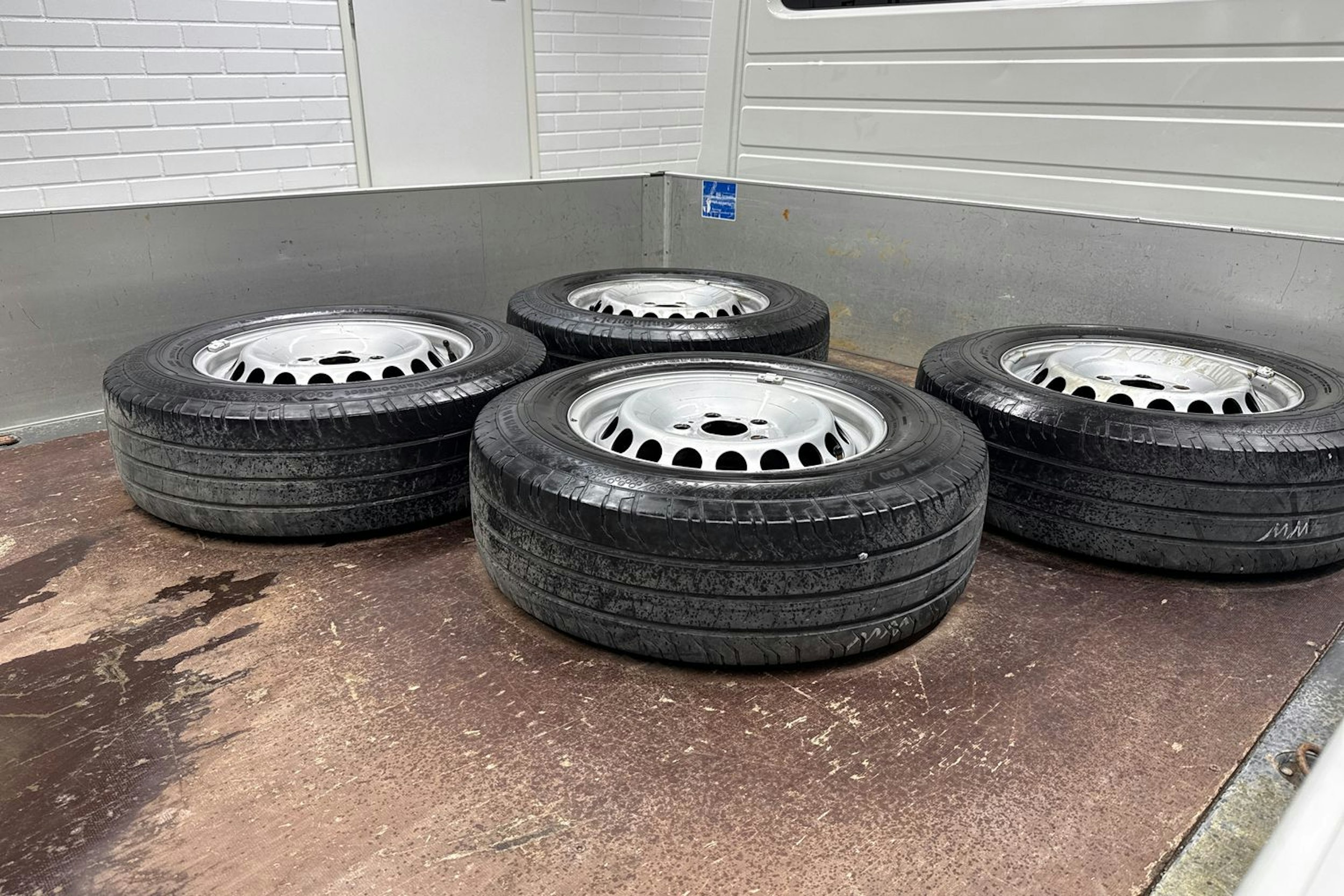 valkoinen Volkswagen Crafter 2019 kuva 12.