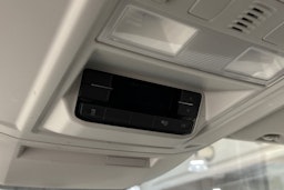 valkoinen Volkswagen Crafter 2019 kuva 15.