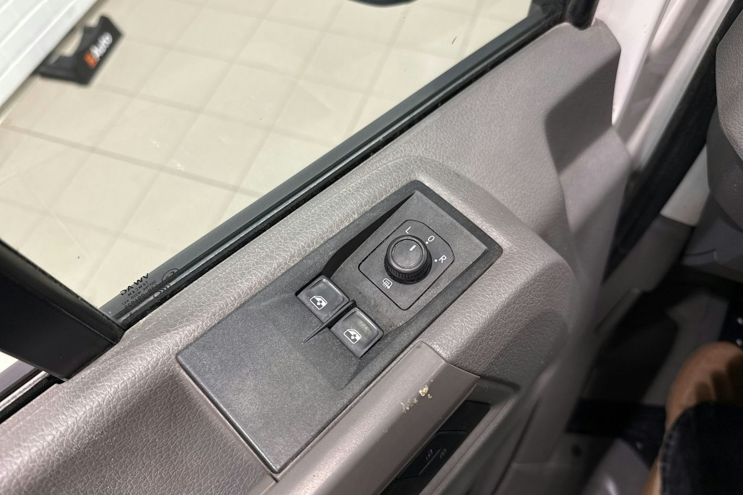 valkoinen Volkswagen Crafter 2019 kuva 18.