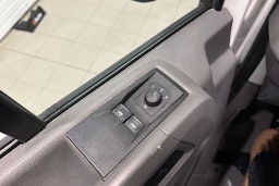 valkoinen Volkswagen Crafter 2019 kuva 18.