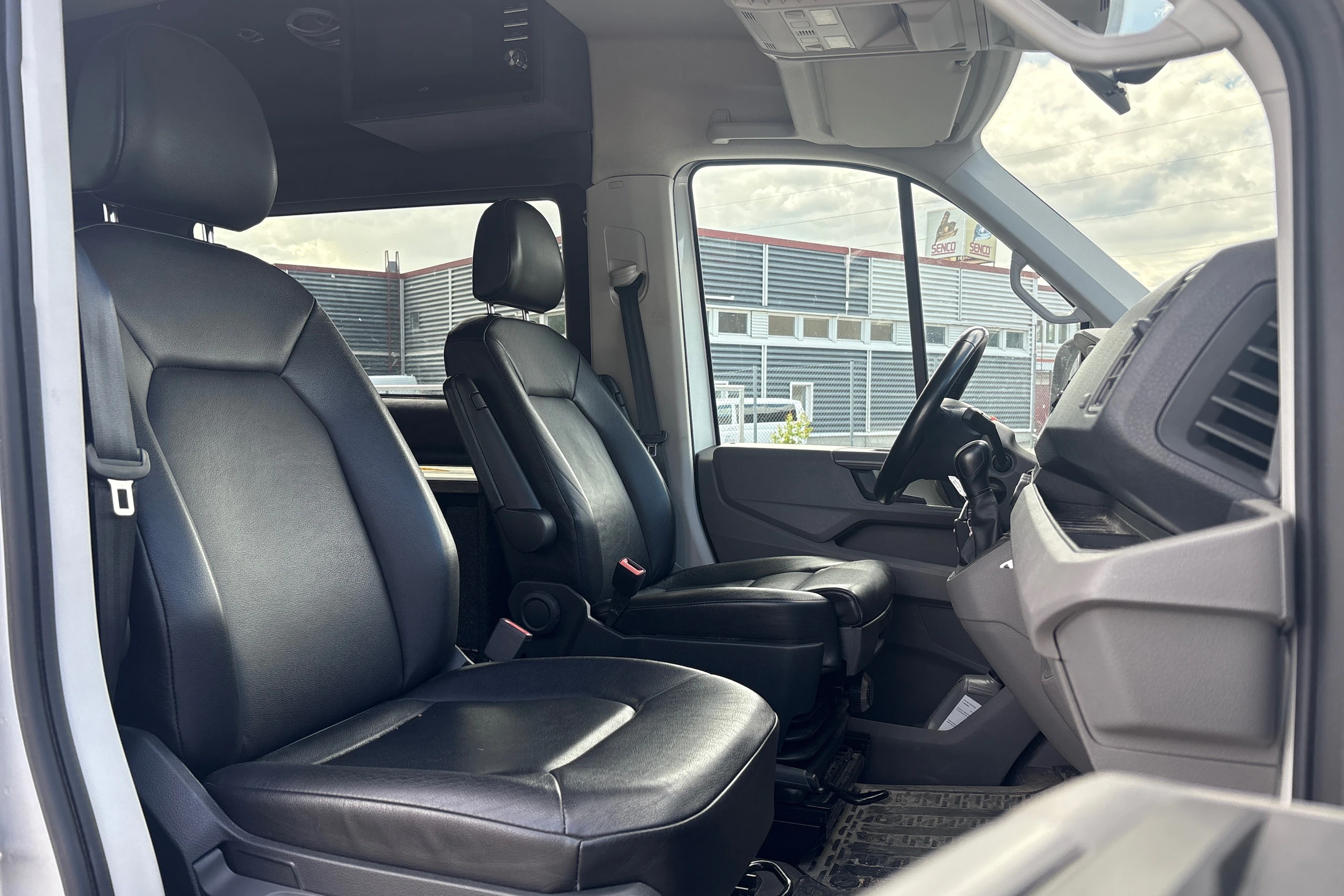 hopea Volkswagen Crafter 2019 kuva 6.
