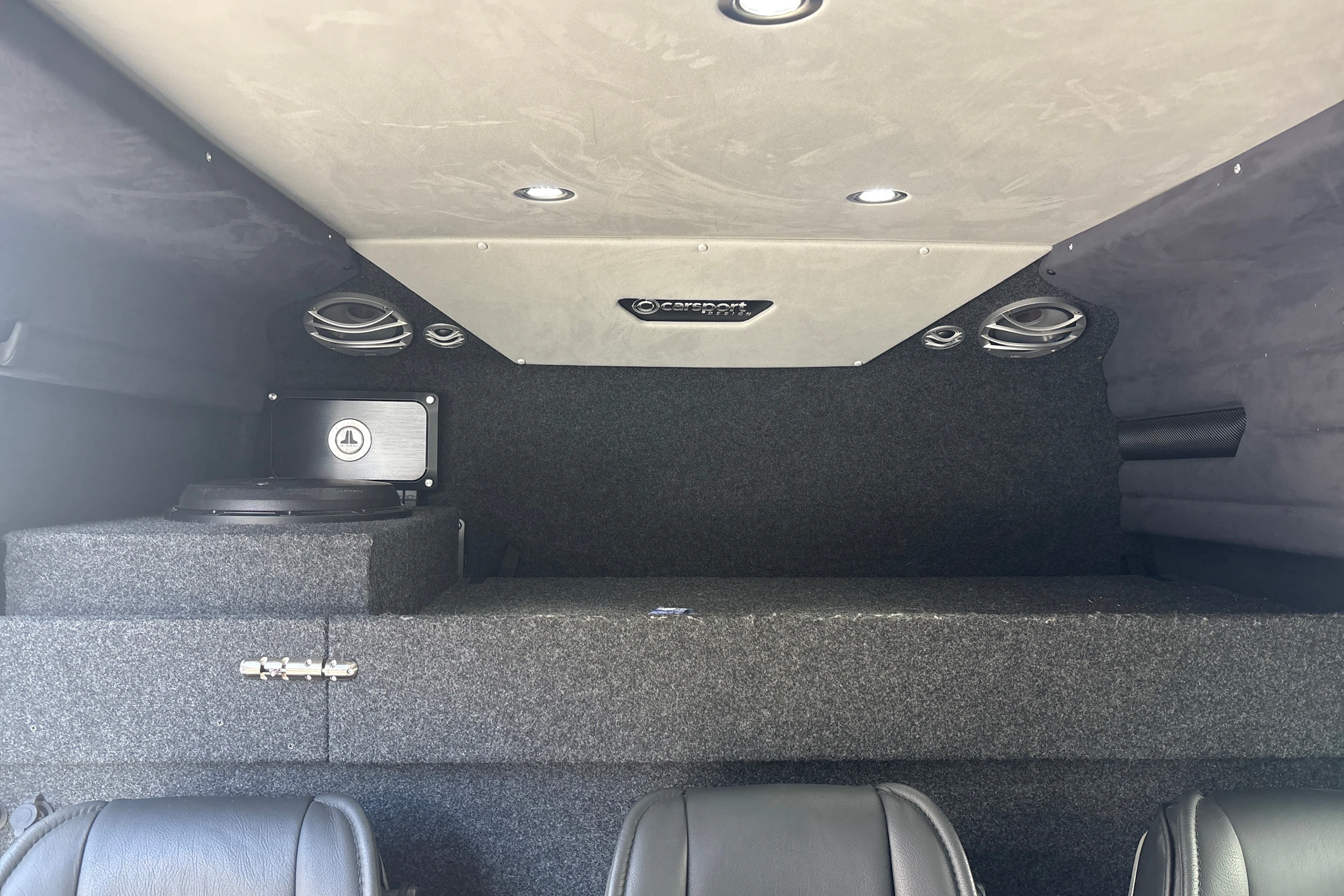 hopea Volkswagen Crafter 2019 kuva 8.