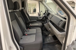 valkoinen Volkswagen Crafter 2019 kuva 8.