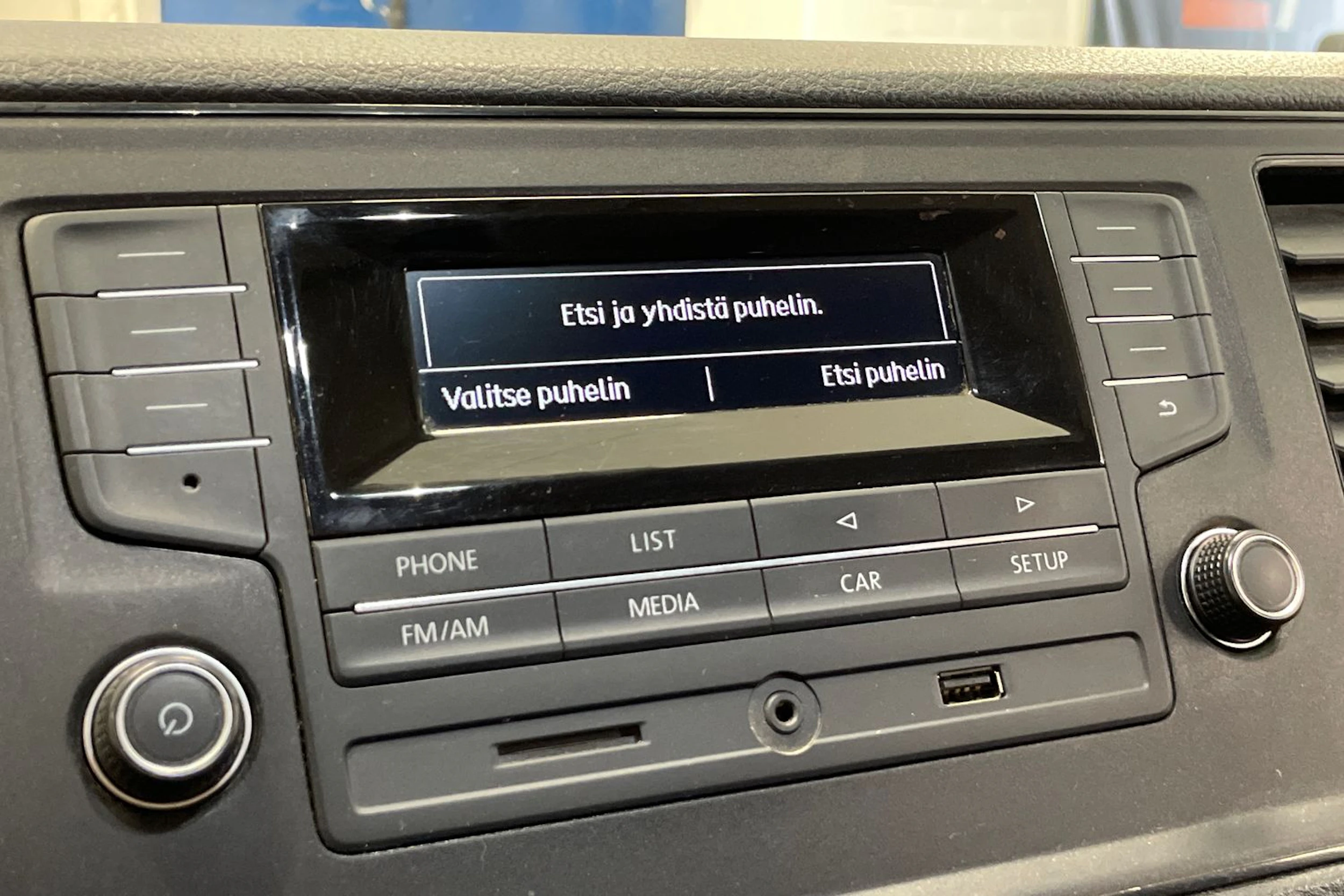 valkoinen Volkswagen Crafter 2019 kuva 21.