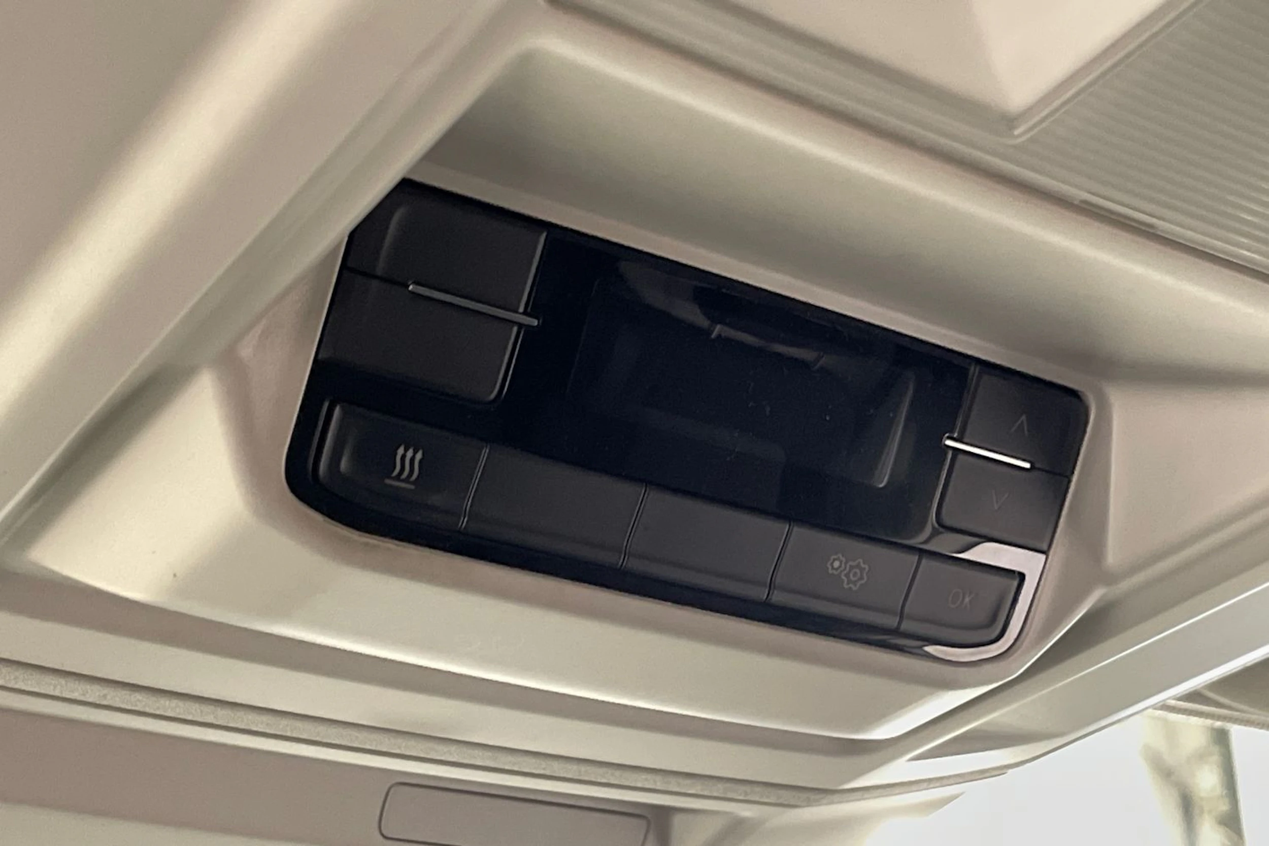 valkoinen Volkswagen Crafter 2019 kuva 24.